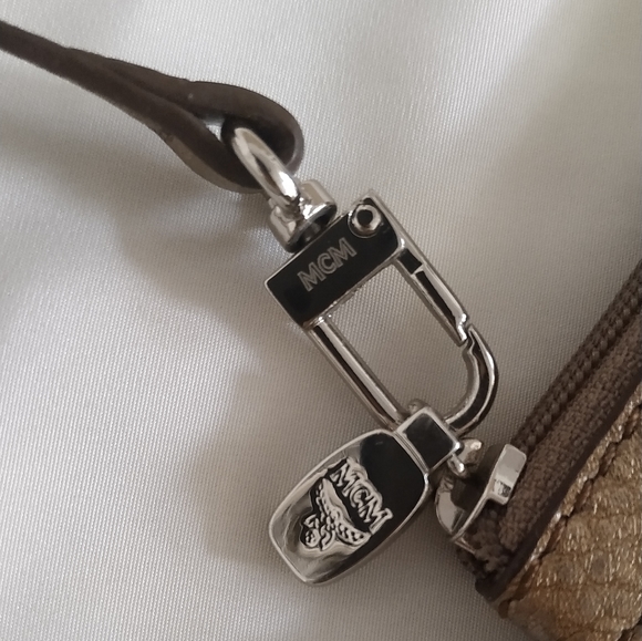 Authentic MCM Vicetos Small Pouch - Picture 3 of 5